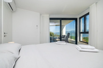 Two-Bedroom Seaview Apartment in Polje