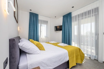 Holiday House in Kornić for 6 Guests with Heated Pool