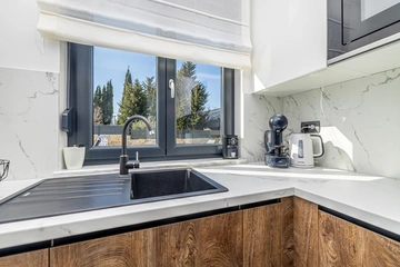 Holiday House in Kornić for 6 Guests with Heated Pool