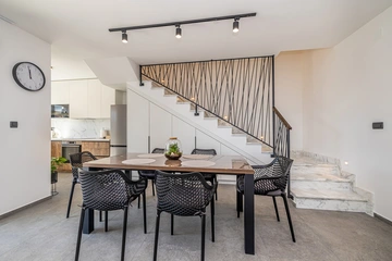 Holiday House in Kornić for 6 Guests with Heated Pool