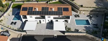 3-Bedroom Holiday House in Kornić with Heated Pool