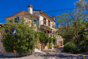 Klimno Seaside Apartment with Private Garden