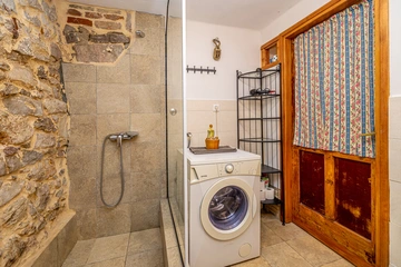 Klimno Seaside Apartment with Private Garden