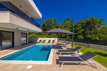 Holiday House in Omišalj with Private Pool for 10