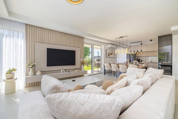 Holiday House in Omišalj with Private Pool for 10