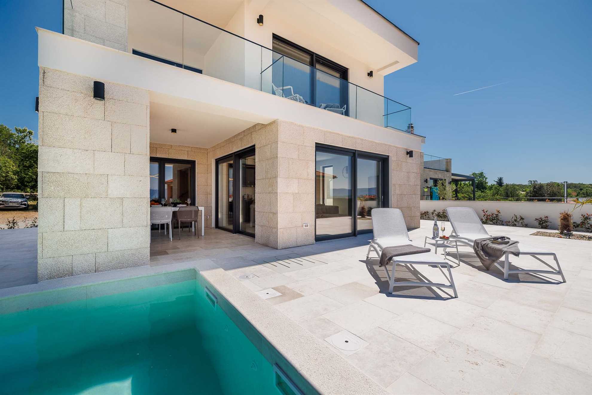 Villa AMARIS mit privatem beheiztem Pool