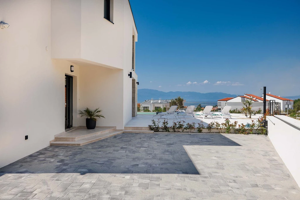 Malinska Villa with Private Heated Saltwater Pool