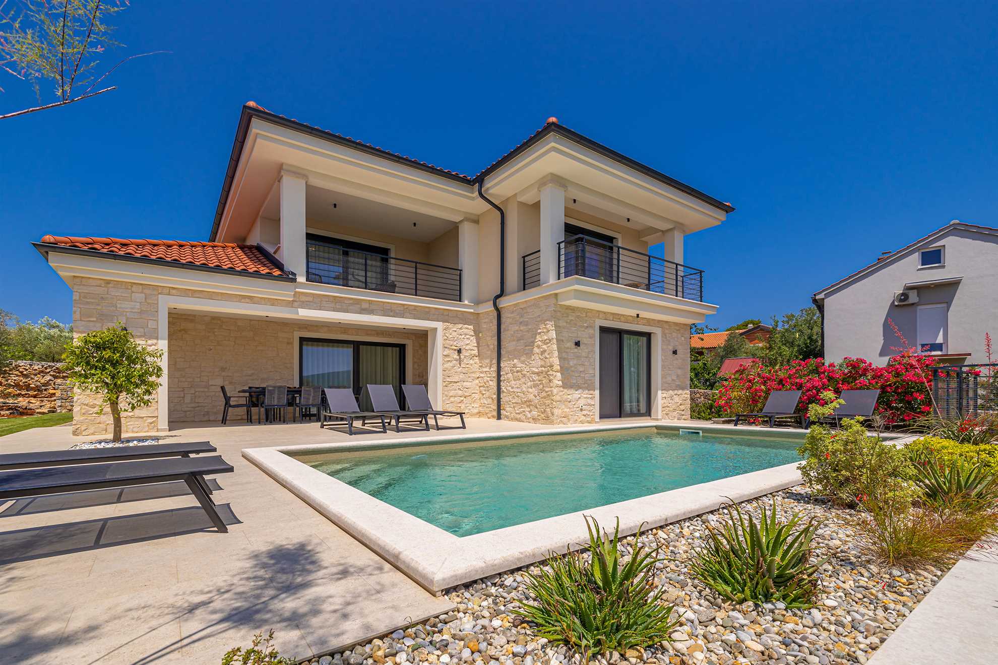 Villa LA RESIDENCE OLIVETTE mit privatem Pool und Sauna