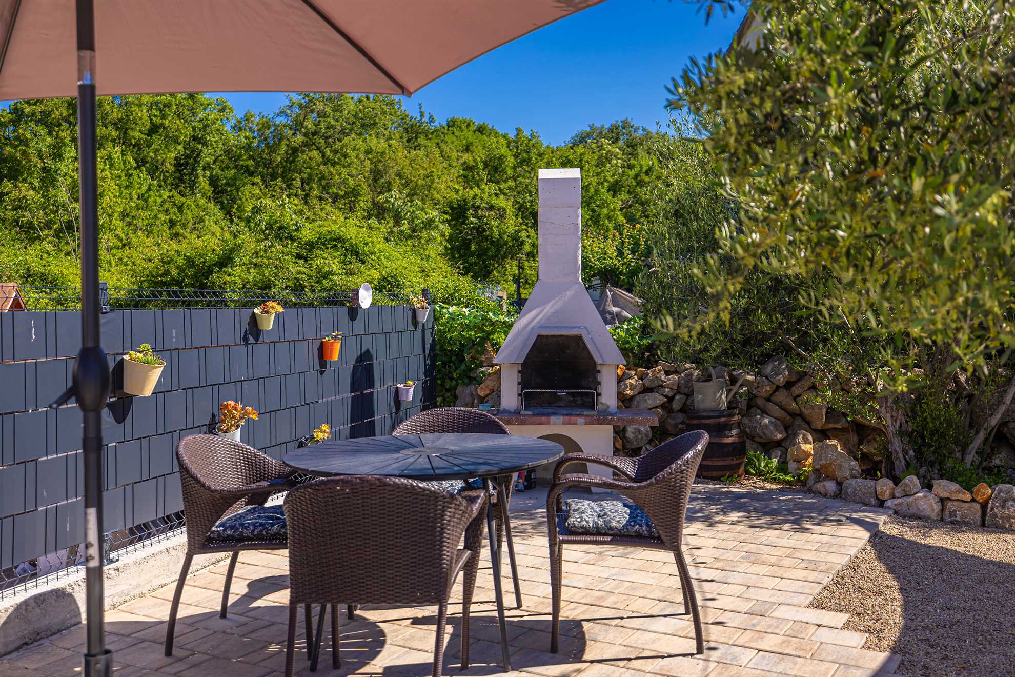 Casa vacanze KUNTENTA con piscina privata e jacuzzi