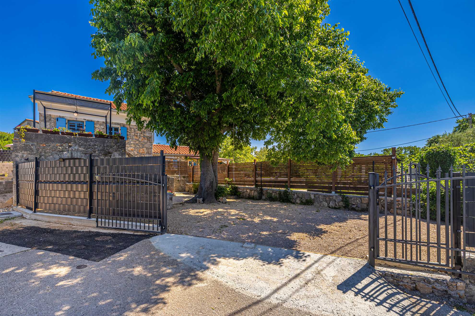 Casa vacanze KUNTENTA con piscina privata e jacuzzi