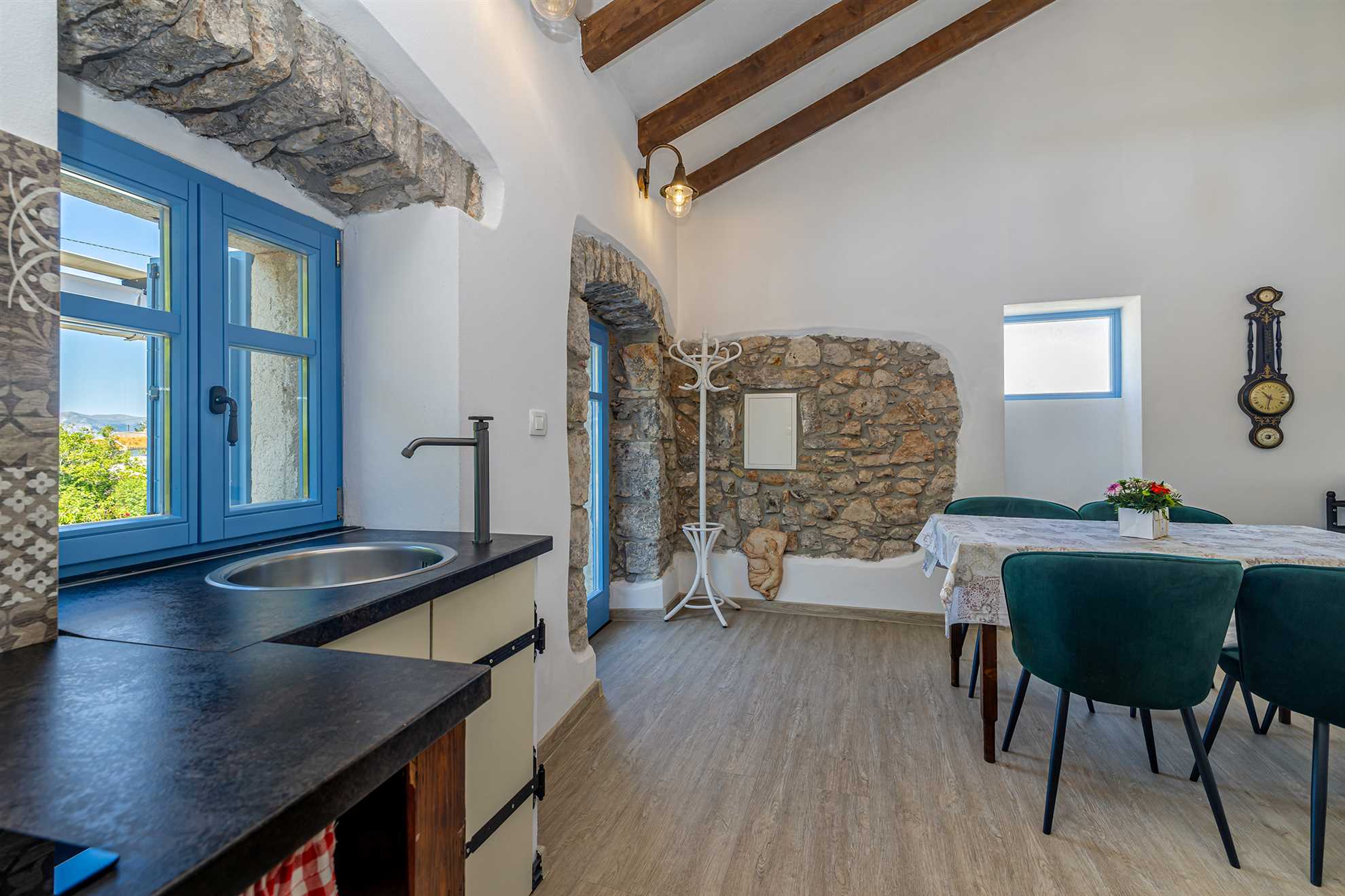 Casa vacanze KUNTENTA con piscina privata e jacuzzi