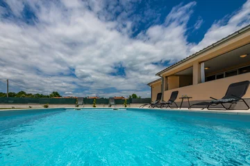 House with Private Pool in Žminj for Up to 8