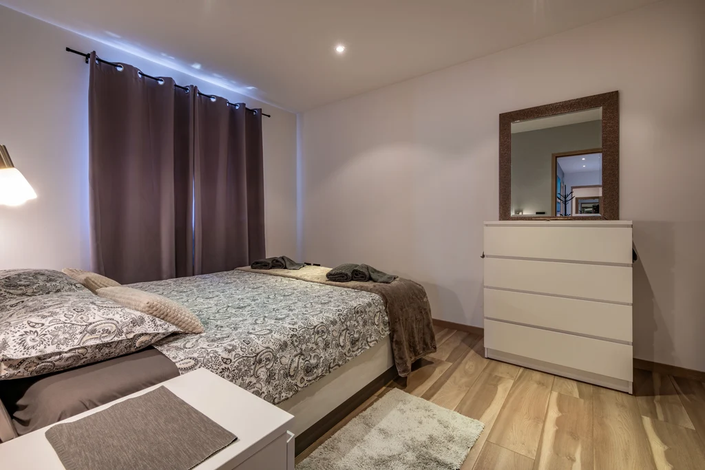 House with Private Pool in Žminj for Up to 8