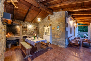 2-Bedroom House in Cerovlje with Pool