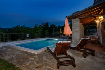 2-Bedroom House in Cerovlje with Pool