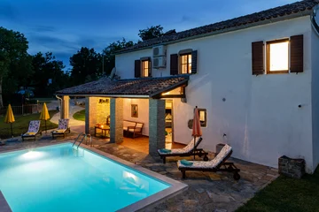 2-Bedroom House in Cerovlje with Pool