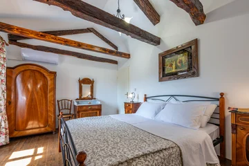 2-Bedroom House in Cerovlje with Pool