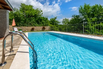 2-Bedroom House in Cerovlje with Pool