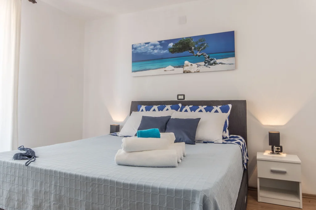 4-Bedroom House with Private Pool in Žminj