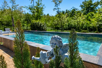 Ground-Floor House with Pool in Nedešćina