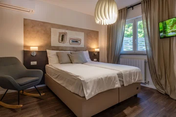 Air-Conditioned Apartment with Private Pool in Labin