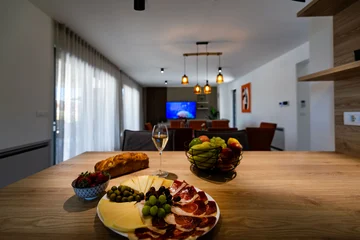 4-Bedroom Villa in Šišan for Up to 8 Guests