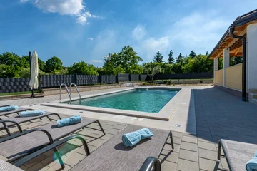 Ground-Floor Villa in Nedešćina with Private Pool