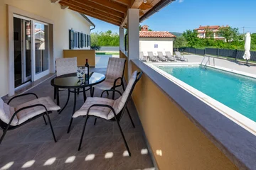 Ground-Floor Villa in Nedešćina with Private Pool