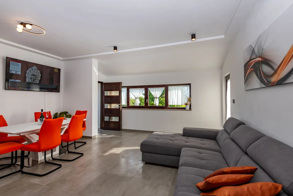 Apartment in Pazin with Private Garden