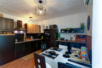 Selce Apartment with Sea-View Balcony for 5 Guests