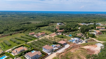 4-Bedroom Villa with Pool in Kaštelir