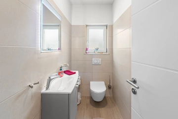 4-Bedroom Villa with Pool in Kaštelir