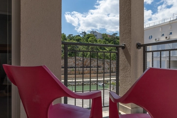 Apartment in Novi Vinodolski with Sea-View Balcony