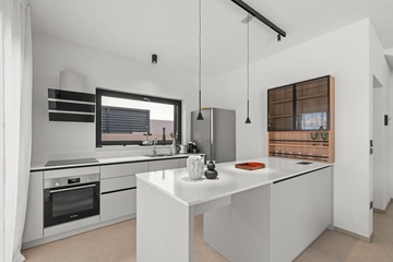 Villa in Kosinožići for Up to 8 Guests