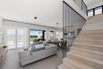 Villa in Kosinožići for Up to 8 Guests