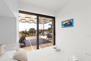 Kaštelir Holiday House for Up to 6 Guests