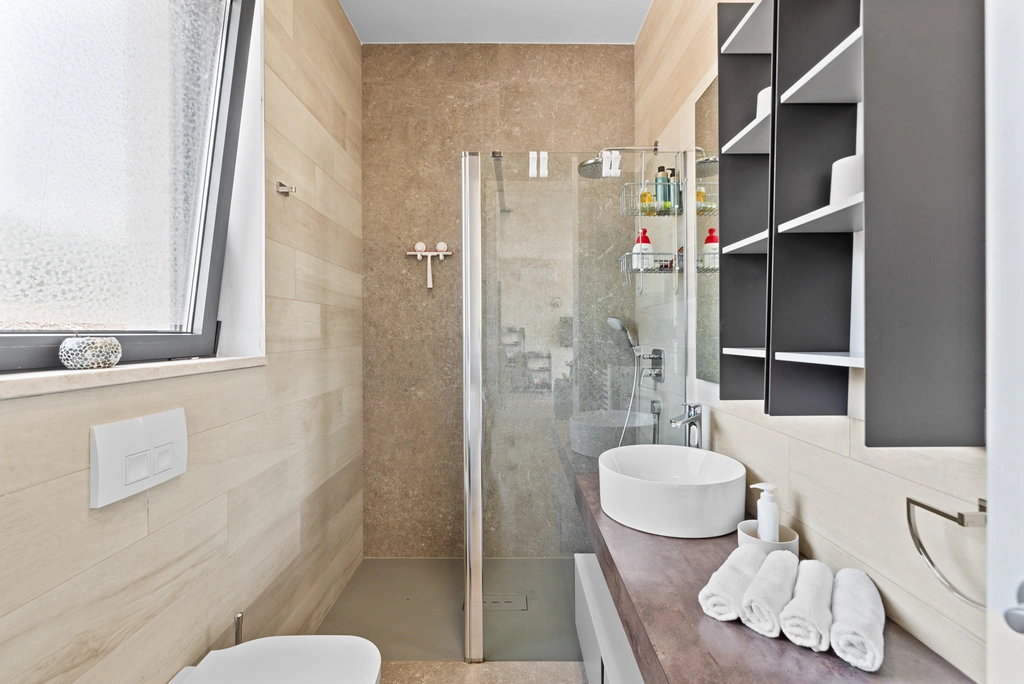 Kaštelir Holiday House for Up to 6 Guests