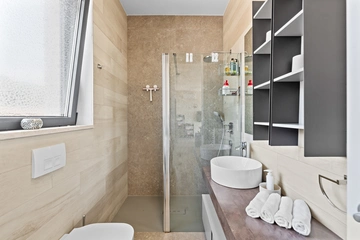 Kaštelir Holiday House for Up to 6 Guests