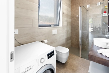 Kaštelir Holiday House for Up to 6 Guests