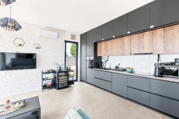 Kaštelir Holiday House for Up to 6 Guests