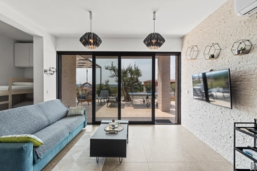 Kaštelir Holiday House for Up to 6 Guests