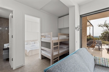 Kaštelir Holiday House for Up to 6 Guests