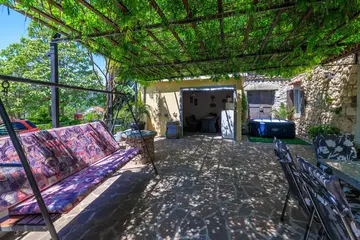 3-Bedroom Holiday House in Bribir for 6 Guests