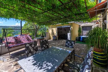 3-Bedroom Holiday House in Bribir for 6 Guests