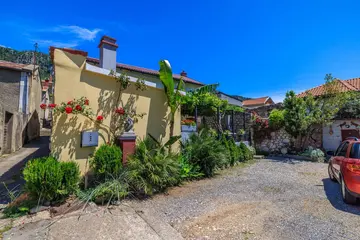 3-Bedroom Holiday House in Bribir for 6 Guests