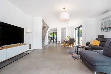 Sea-View Villa with Pool in Malinska for 6