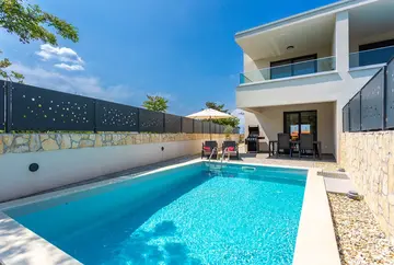 Sea-View Villa with Pool in Malinska for 6