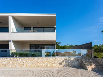 Sea-View Villa with Pool in Malinska for 6