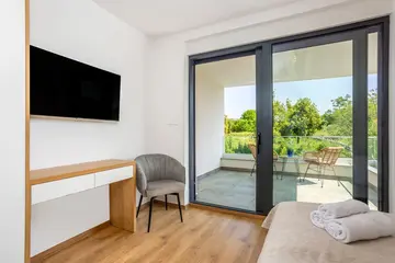 Sea-View Villa with Pool in Malinska for 6