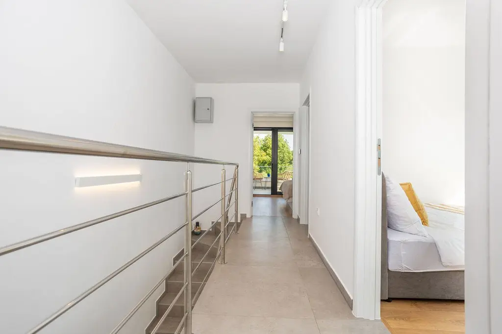 Sea-View Villa with Pool in Malinska for 6